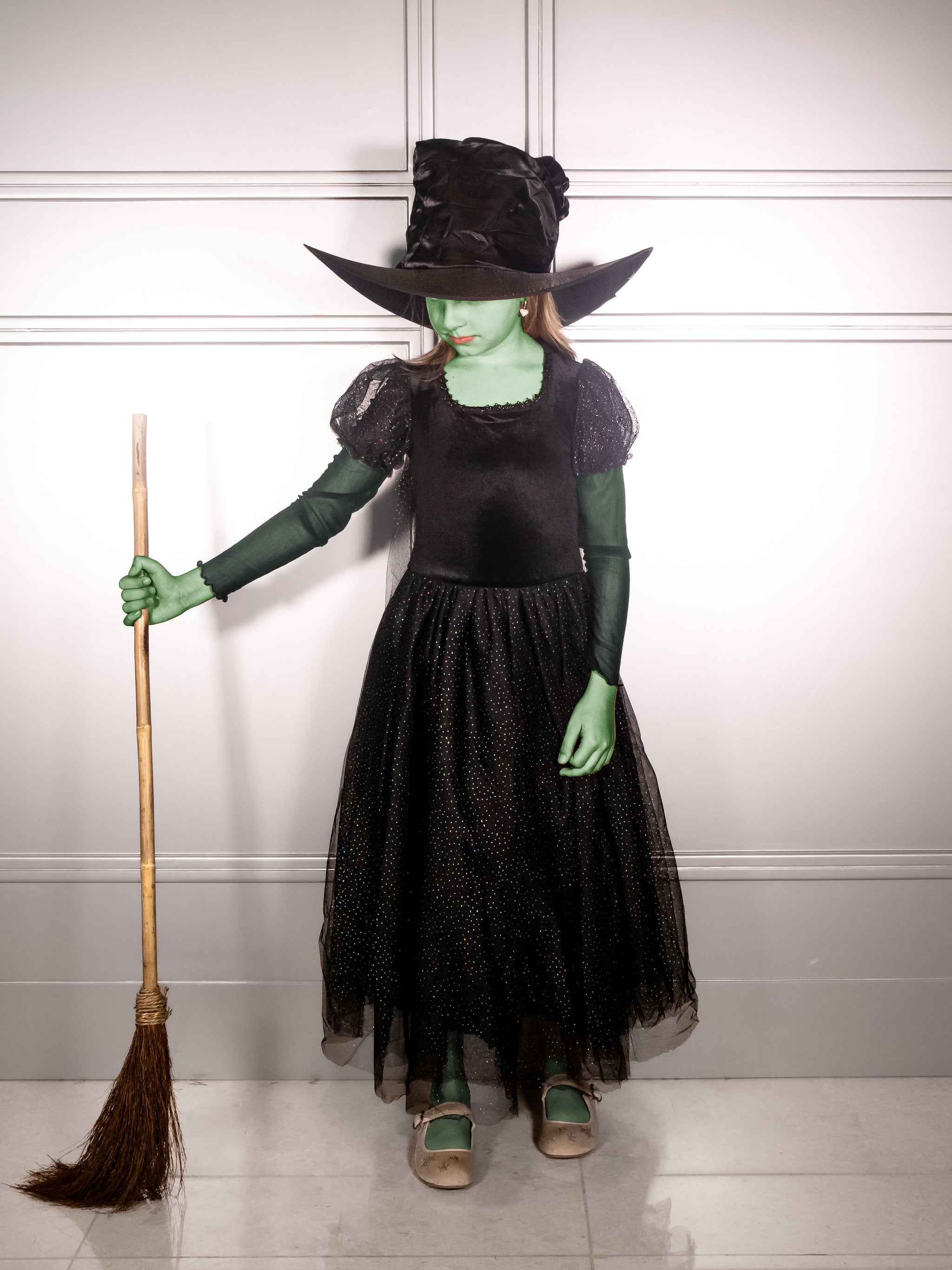 The Witch of The West Costume Dress Xs (2-3years) The Witch of The West Costume Dress Xs (2-3years)